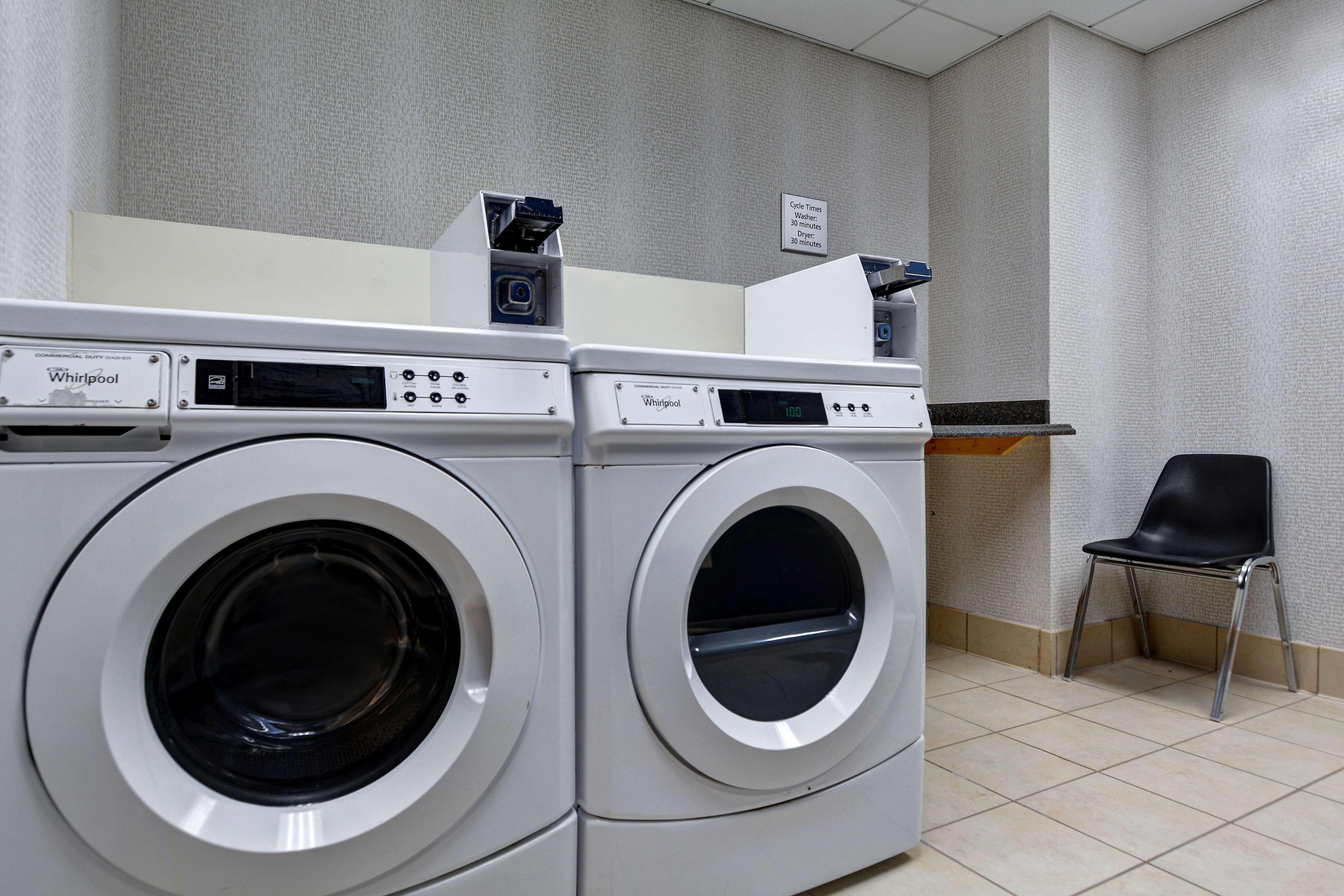 Hampton Inn & Suites Clearwater St Petersburg Ulmerton Road Fl מראה חיצוני תמונה