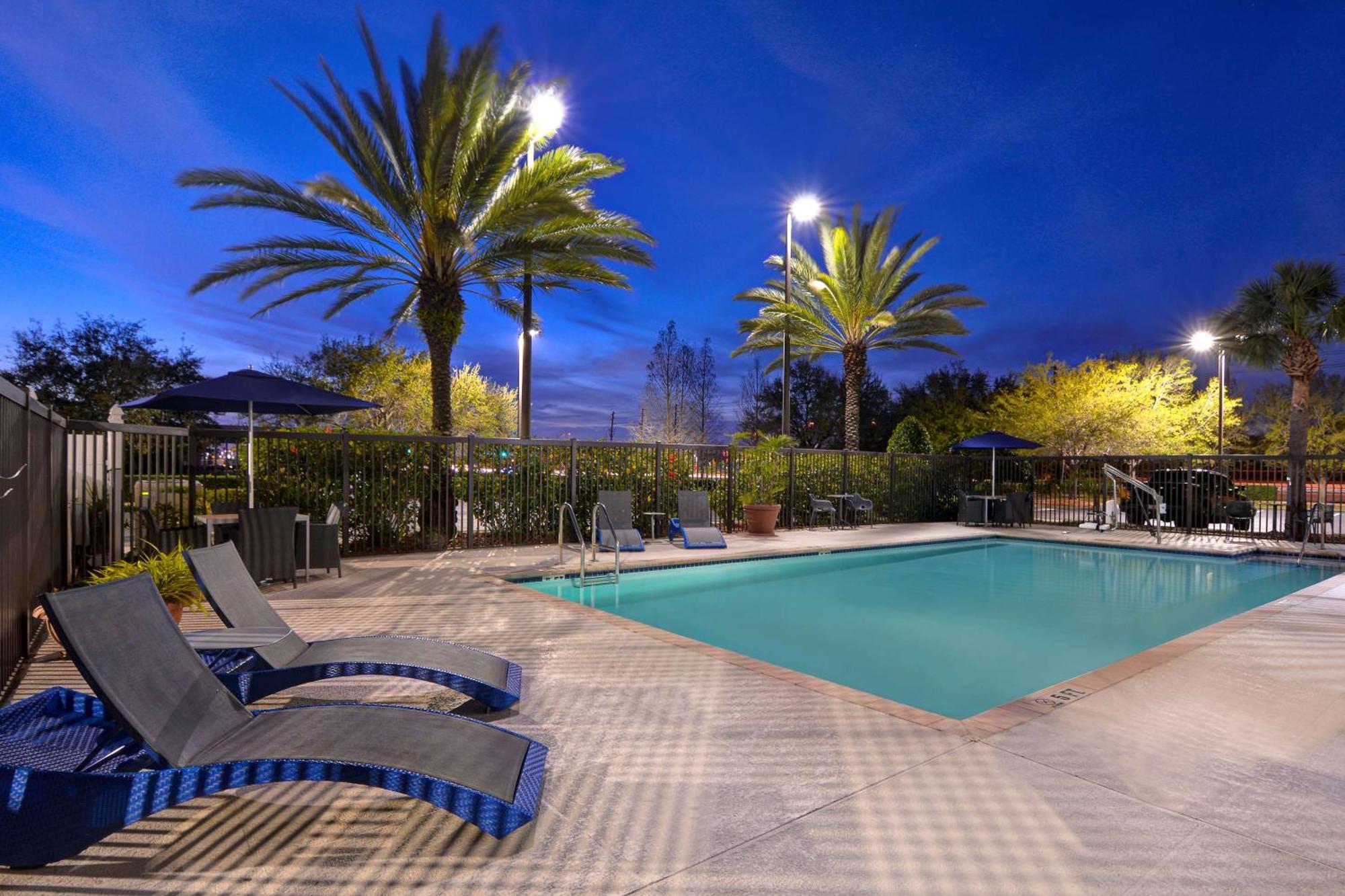 Hampton Inn & Suites Clearwater St Petersburg Ulmerton Road Fl מראה חיצוני תמונה