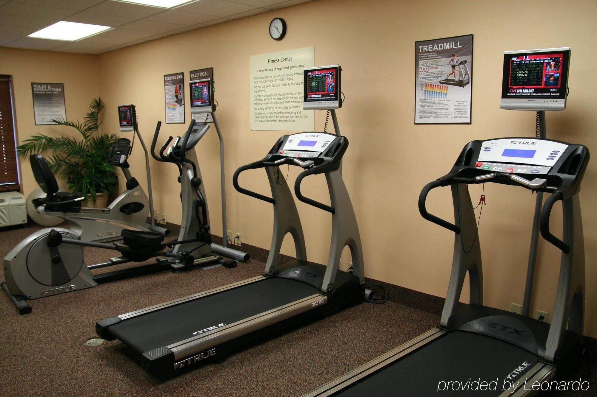 Hampton Inn & Suites Clearwater St Petersburg Ulmerton Road Fl מראה חיצוני תמונה