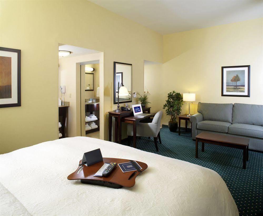 Hampton Inn & Suites Clearwater St Petersburg Ulmerton Road Fl חדר תמונה