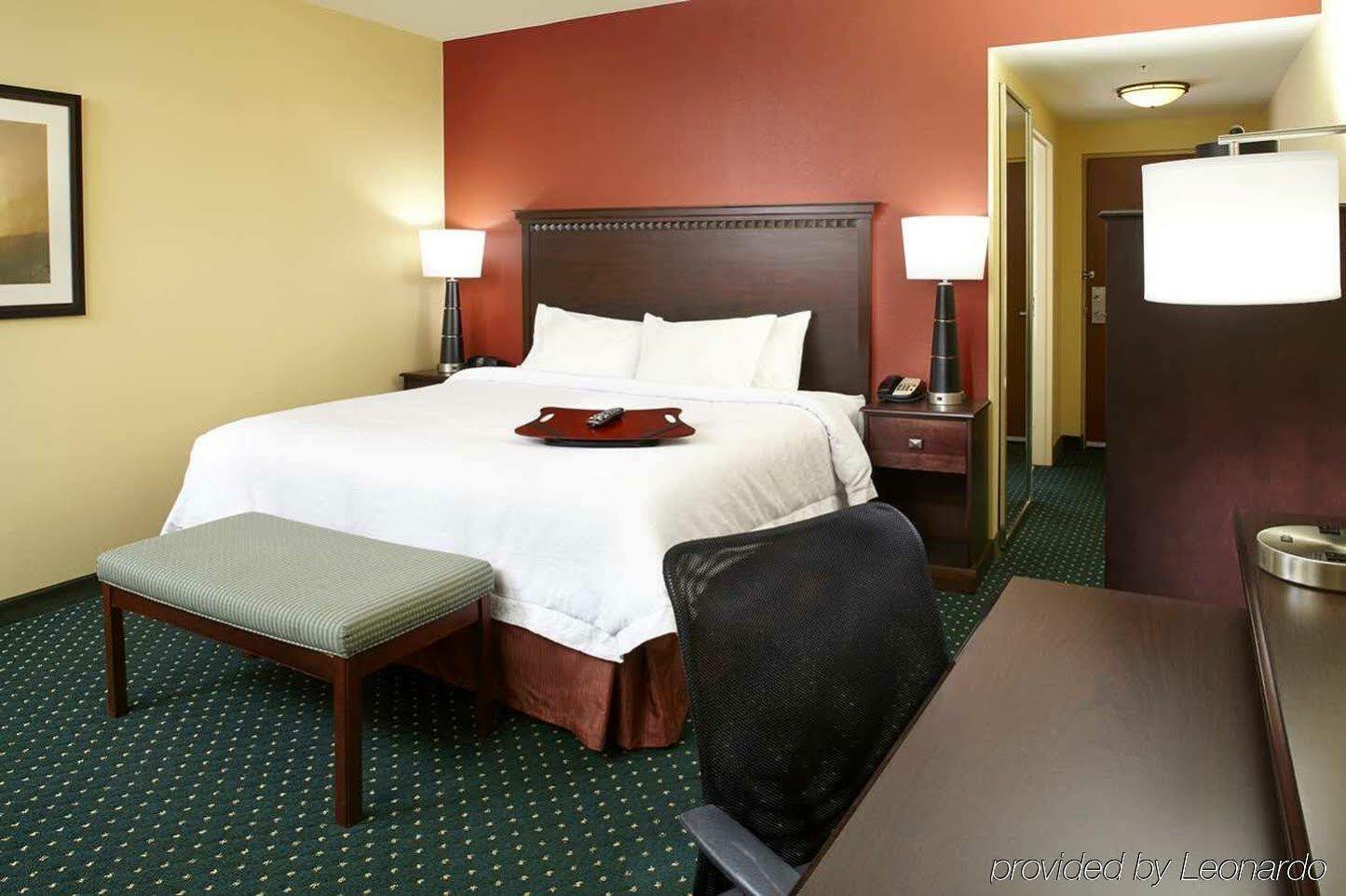 Hampton Inn & Suites Clearwater St Petersburg Ulmerton Road Fl מראה חיצוני תמונה